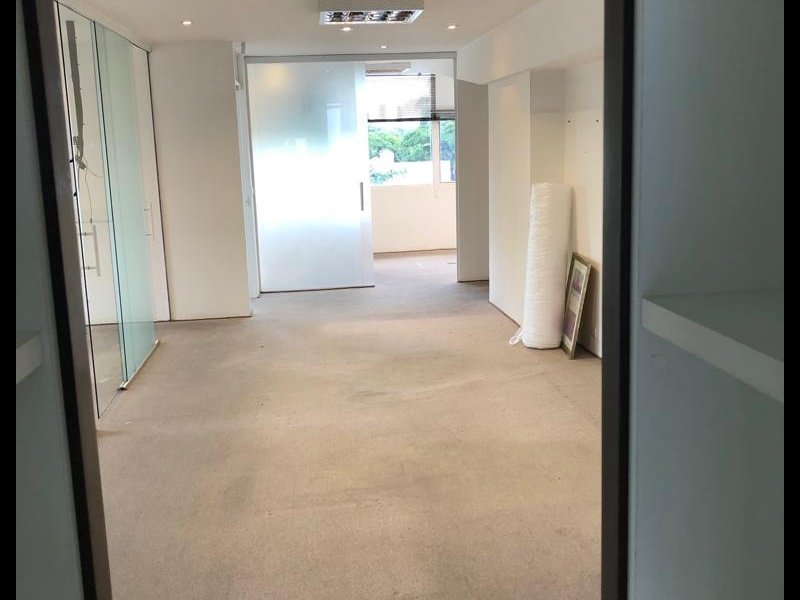 Comercial à venda Jardim Paulistano com 155m² e  quartos por R$ 1.900.000 - 2048838008-img-20190210-wa0028.jpg