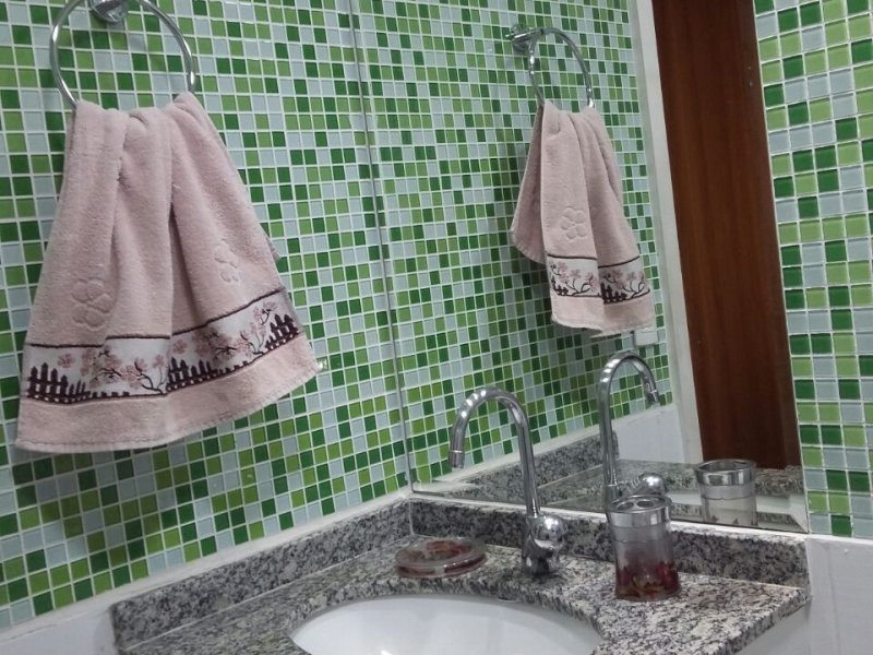 Casa à venda Jardim Guapira com 298m² e 4 quartos por R$ 400.000 - 1680999499-img-20180710-wa0072.jpg