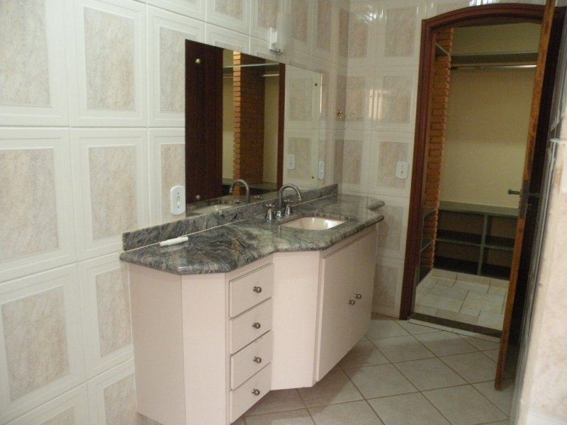 Casa à venda Jardim das Paineiras com 320m² e 3 quartos por R$ 720.000 - 1154361686-a10bf3a3-24db-4b95-a82d-782fa3a18930.jpeg