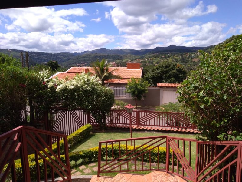 Casa à venda Jardim das Paineiras com 320m² e 3 quartos por R$ 720.000 - 1915471490-882ca98f-89ff-4c54-9542-34b615210d16.jpeg