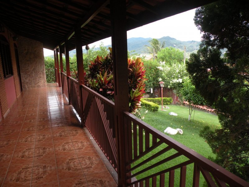 Casa à venda Jardim das Paineiras com 320m² e 3 quartos por R$ 720.000 - 448429687-101cd16c-0e81-452a-b932-239c999c4333.jpeg