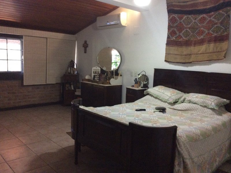 Casa à venda Anil com 399m² e 2 quartos por R$ 1.000.000 - 1037408887-image21.jpg