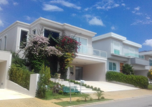 imóvel com 450m²