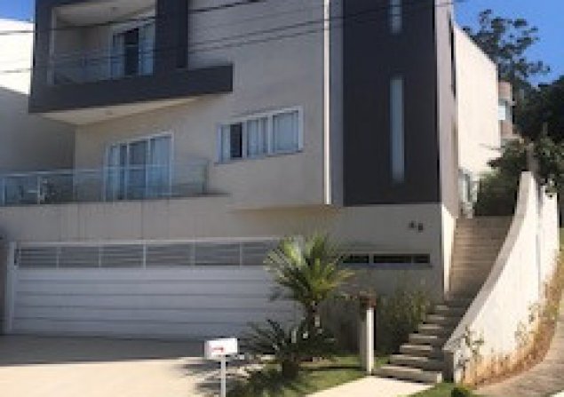 imóvel com 400m²