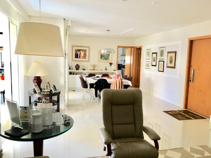 Apartamento à venda Tamboré com 204m² e 3 quartos por R$ 1.850.000 - 493127322-df63b4a3-e5d4-4bbb-ad11-bf9bf9fda568.jpeg