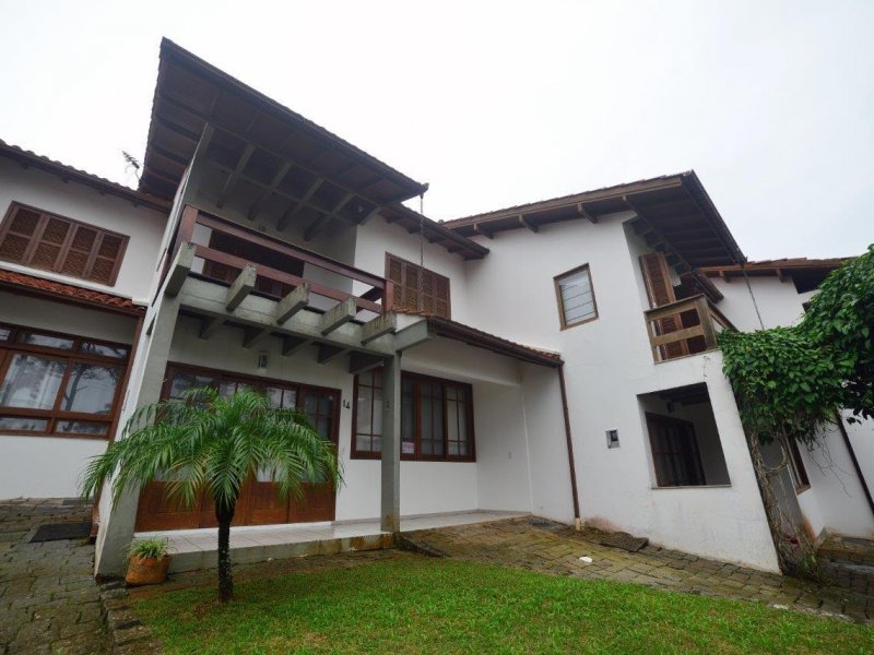 Casa de condomínio à venda Barra da Lagoa com 83m² e 2 quartos por R$ 685.000 - 1340203286-casa21.jpg