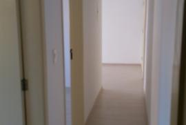 Apartamento à venda Jardim Marchissolo com 58m² - 2 dormitórios -  vagas - R$ 160.000 - 1631917446-corredor.jpg
