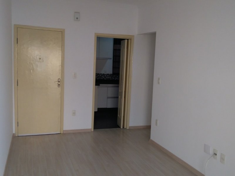 Apartamento à venda Jardim Marchissolo com 58m² e 2 quartos por R$ 160.000 - 1121245746-sala1.jpg
