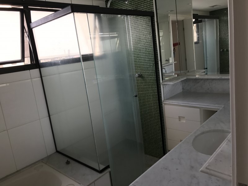 Apartamento à venda Paraíso do Morumbi com 288m² e 4 quartos por R$ 1.250.000 - 1984665323-img-0802.JPG