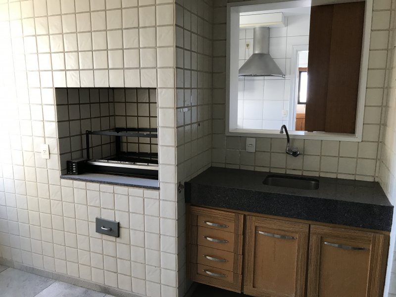 Apartamento à venda Paraíso do Morumbi com 288m² e 4 quartos por R$ 1.250.000 - 335184203-img-0781.JPG