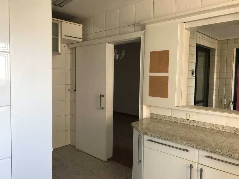 Apartamento à venda Paraíso do Morumbi com 288m² e 4 quartos por R$ 1.250.000 - 986443847-img-0786.JPG