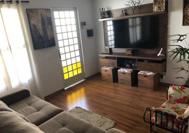 imóvel com 61m²