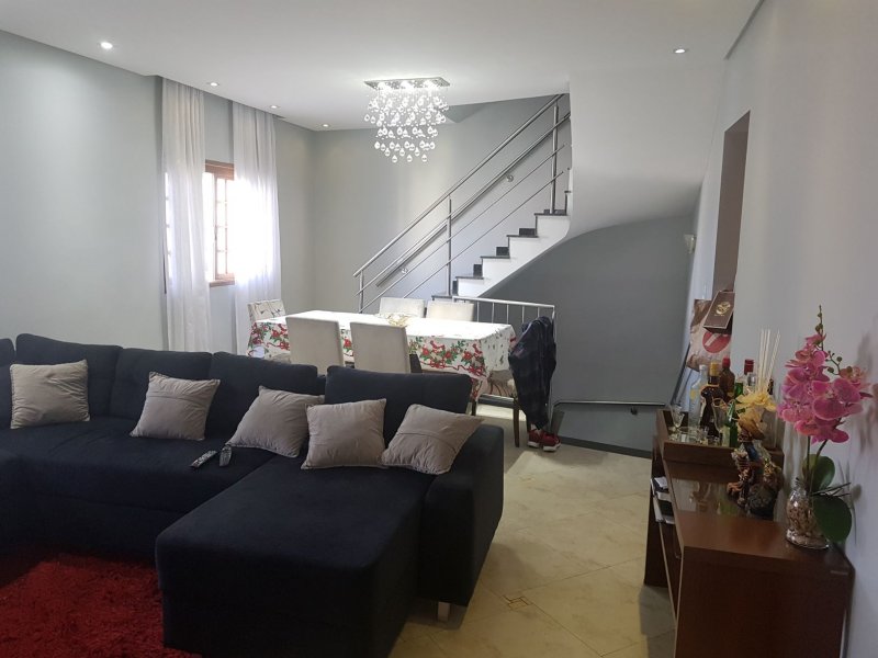 Casa à venda Vila Galvão com 258m² e 3 quartos por R$ 860.000 - 1417268360-sala-3.jpg