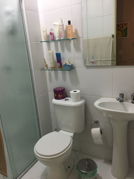 Apartamento à venda Água Funda com 65m² e 3 quartos por R$ 410.000 - 409341001-banheiro-social.jpg