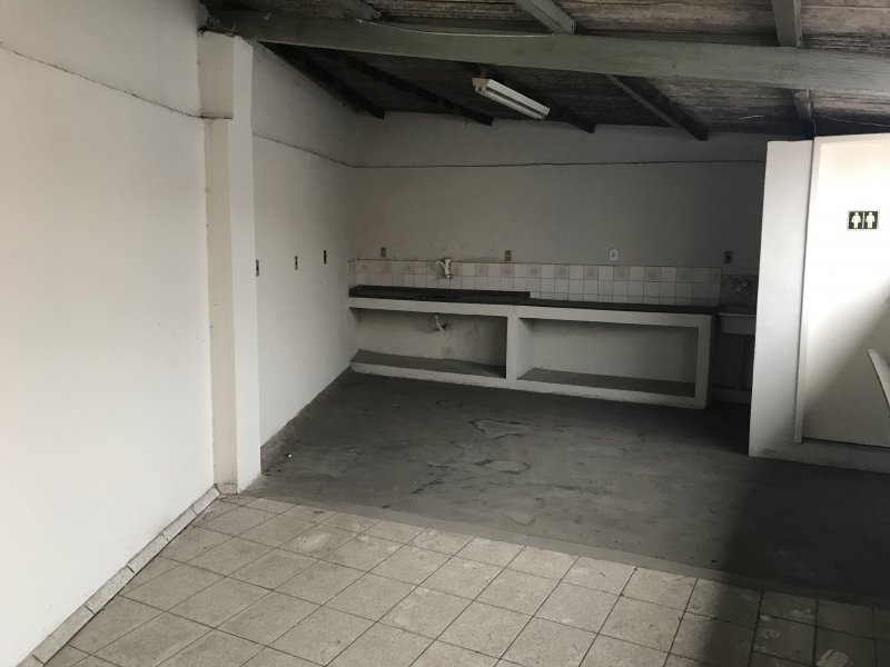 Comercial para alugar Galo Branco com 246m² e  quartos por R$ 3.600 - 1095790688-img-4953.JPG
