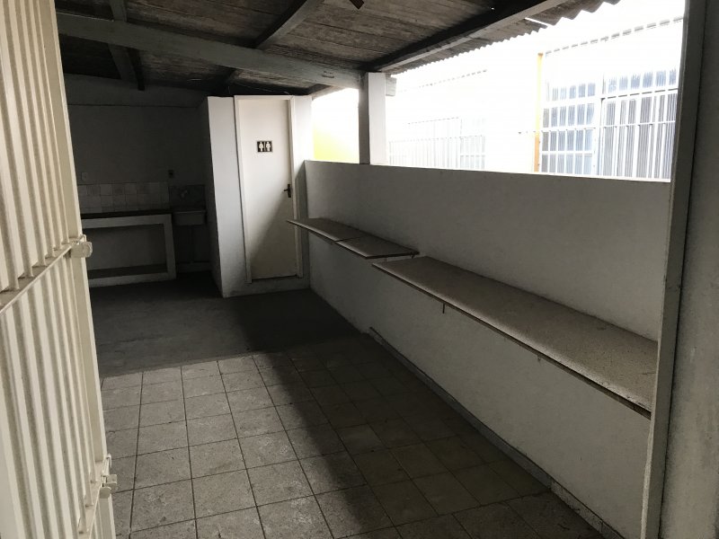 Comercial para alugar Galo Branco com 246m² e  quartos por R$ 3.600 - 1464778694-img-4952.JPG