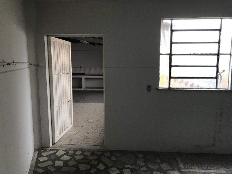 Comercial para alugar Galo Branco com 246m² e  quartos por R$ 3.600 - 1508409838-img-4951.JPG