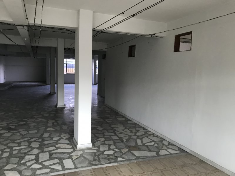 Comercial para alugar Galo Branco com 246m² e  quartos por R$ 3.600 - 494346634-img-4965.JPG