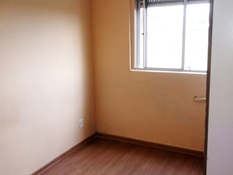 Apartamento à venda Lomba do Pinheiro com 40m² e 2 quartos por R$ 110.000 - 1074931978-photoeditor-20190610-163207965.jpg