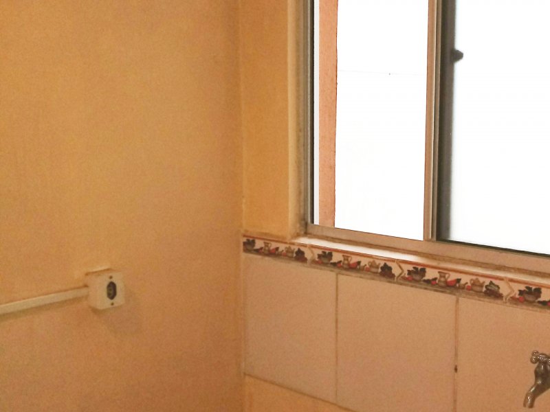 Apartamento à venda Lomba do Pinheiro com 40m² e 2 quartos por R$ 110.000 - 361387348-photoeditor-20190610-163336859.jpg