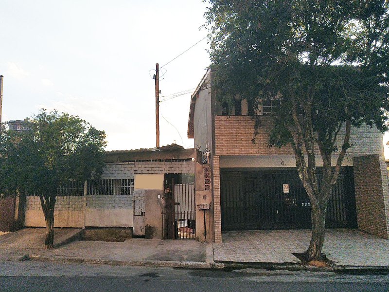 Casa à venda Jardim Bandeirantes (Zona Norte) com 300m² e 5 quartos por R$ 750.000 - 2051692957-frente.jpg