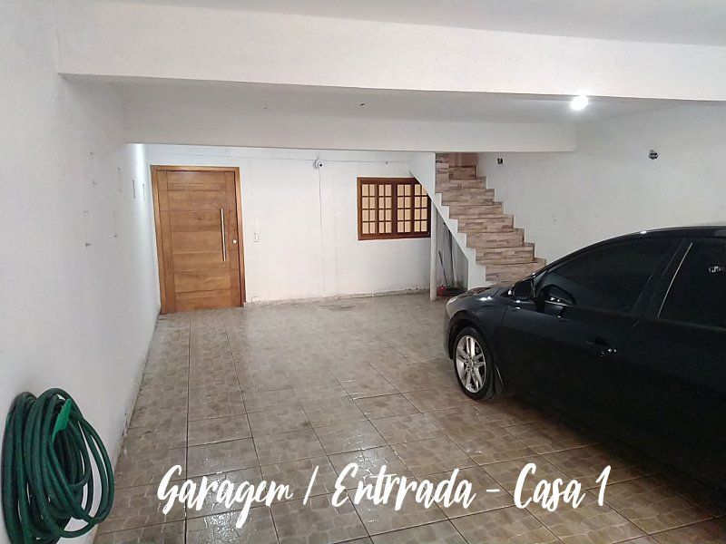 Casa à venda Jardim Bandeirantes (Zona Norte) com 300m² e 5 quartos por R$ 750.000 - 807587428-casa1-entradagaragem.jpg