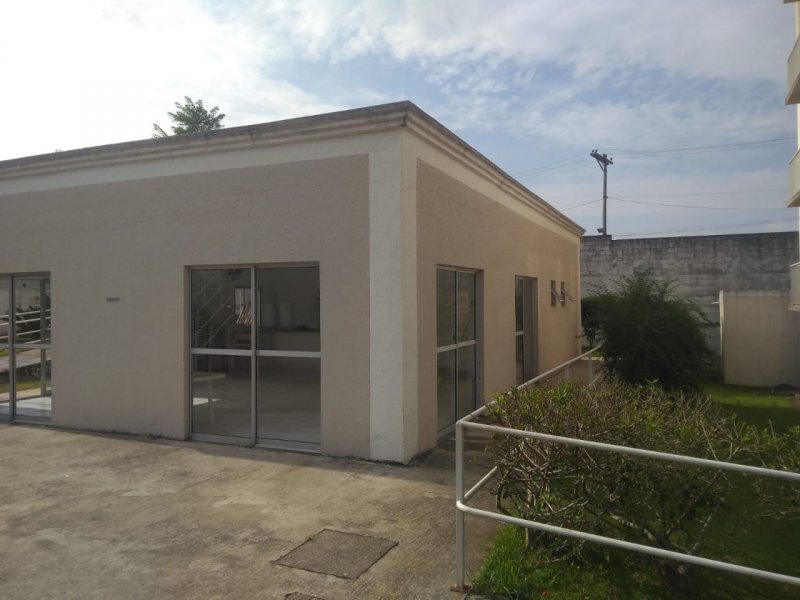 Apartamento à venda Centro com 45m² e 2 quartos por R$ 200.000 - 1835459515-e191fe93-9fee-447d-95ff-79bb08075960.jpg