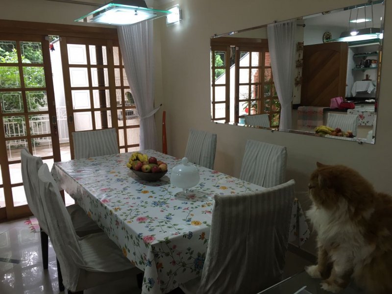Casa à venda Jardim Palermo com 297m² e 3 quartos por R$ 940.000 - 1776814556-74327f4b-42ff-4b82-86e4-b40da2a1de3b.jpeg