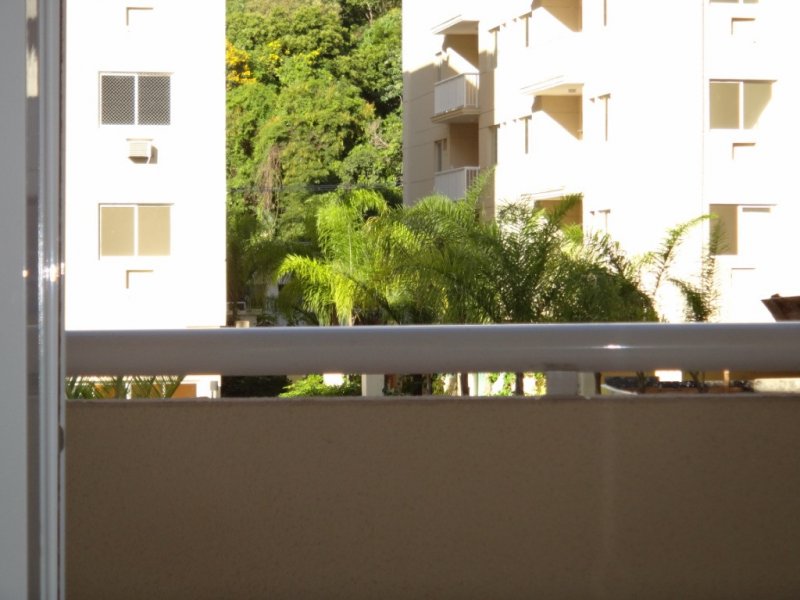 Apartamento à venda Taquara com 60m² e 2 quartos por R$ 250.000 - 244244108-vista-da-varanda.JPG