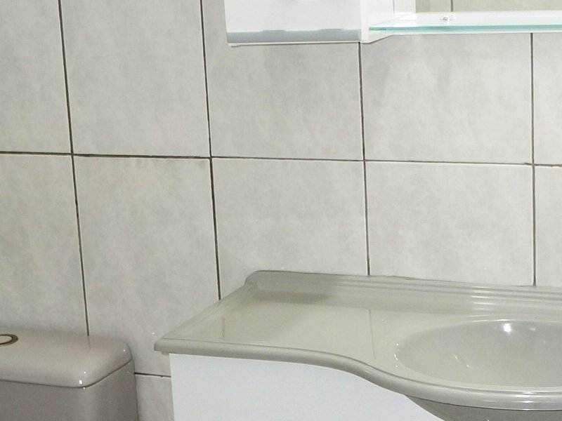 Apartamento à venda Centro com 54m² e 2 quartos por R$ 230.000 - 1691771568-banheiro-ii.JPG