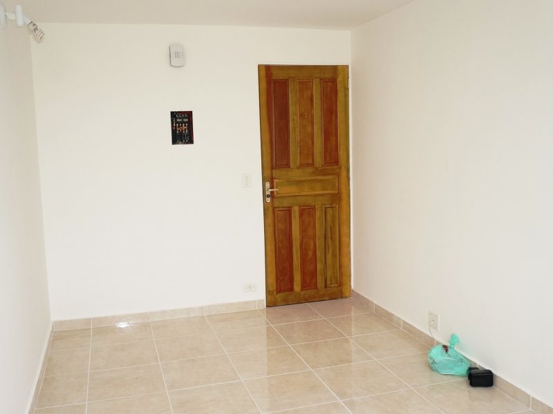 Apartamento à venda Centro com 54m² e 2 quartos por R$ 230.000 - 299392562-sala.JPG