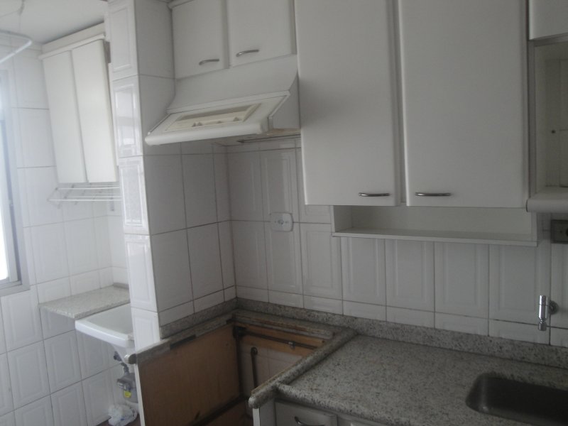 Apartamento à venda Santa Terezinha com 58m² e 2 quartos por R$ 215.000 - 1739145556-4303.JPG