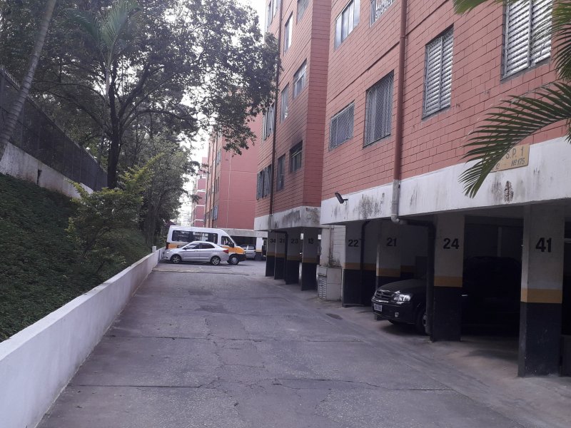 Apartamento para alugar Parque Flamengo com 70m² e 3 quartos por R$ 950 - 1133050133-3.jpg