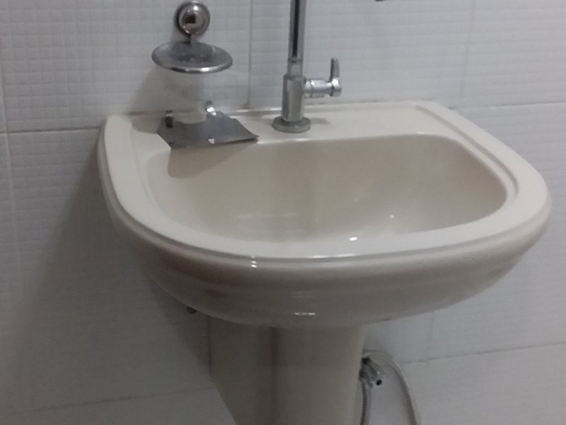 Comercial para alugar Centro com 68m² e  quartos por R$ 1.300 - 84286431-20190527-094941.jpg