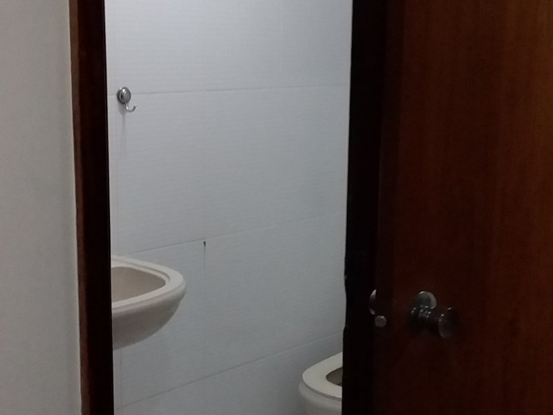 Comercial para alugar Centro com 68m² e  quartos por R$ 1.300 - 99599035-20190527-094937.jpg