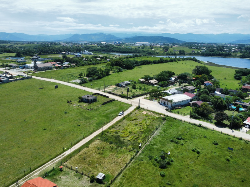 Terreno à venda Porto da Vila com 392m² e 1 quarto por R$ 200.000 - 31215605-dji-fly-20230114-135036-838-1673715189138-photo-optimized.jpg