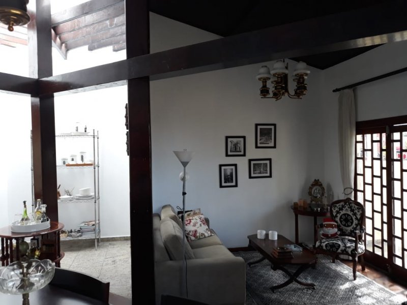 Casa à venda Centro com 175m² e 3 quartos por R$ 950.000 - 688775558-whatsapp-image-2019-08-02-at-15.jpeg