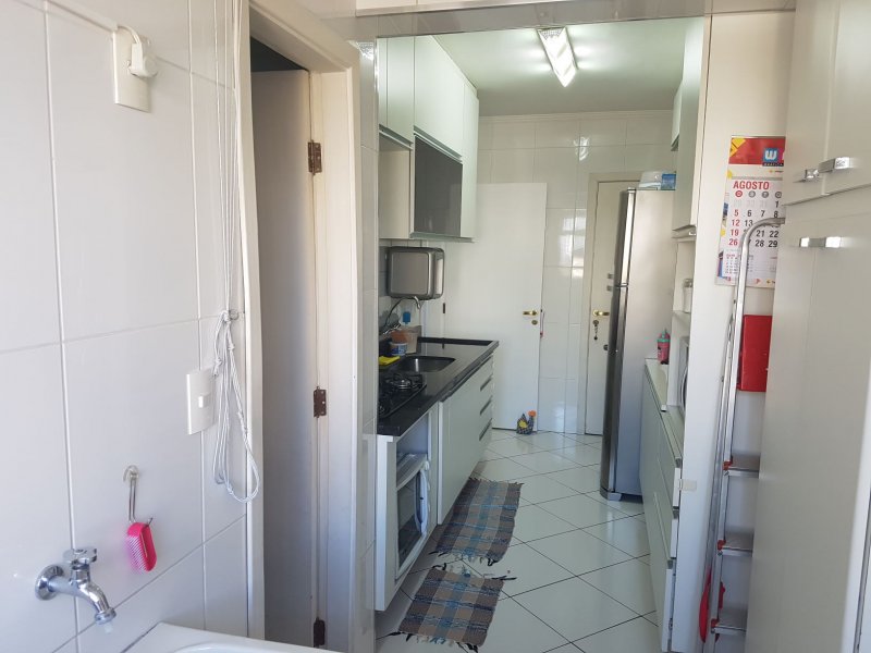 Apartamento à venda Vila Regente Feijó com 80m² e 3 quartos por R$ 495.000 - 238264850-areaservico-visaocozinha.jpg