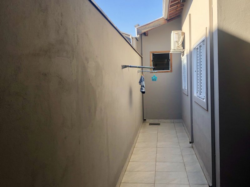 Casa de condomínio à venda Jardim Astúrias I com 175m² e 3 quartos por R$ 495.000 - 2113396459-190f72c6-96be-47af-913d-0be8844eb968.jpeg