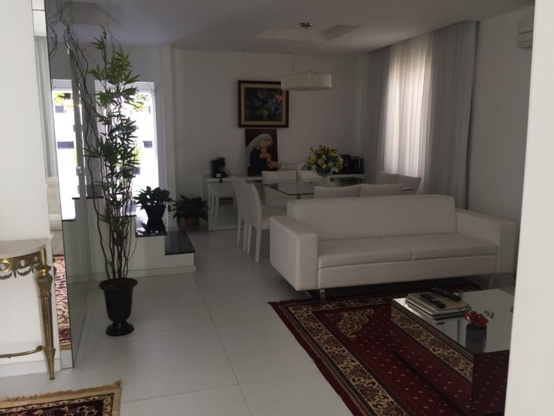 Casa de condomínio à venda Freguesia (Jacarepaguá) com 284m² e 3 quartos por R$ 1.299.000 - 152605498-whatsapp-image-2018-04-11-at-08.jpg