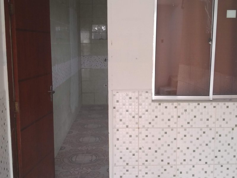 Kitnet à venda Saco dos Limões com 80m² e 2 quartos por R$ 100.000 - 1602089475-img-20191126-161649027.jpg