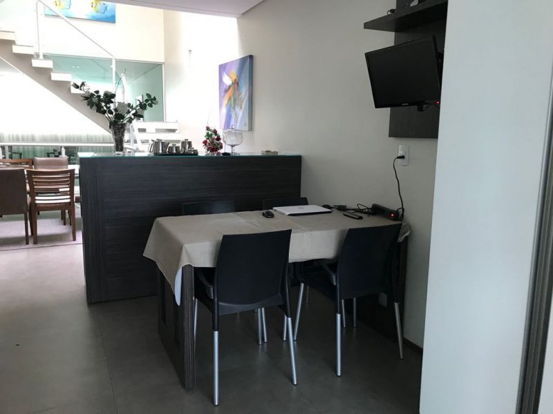 Sobrado à venda Vila Scarpelli com 254m² e 3 quartos por R$ 1.350.000 - 520872820-whatsapp-image-2019-04-09-at-18.jpeg