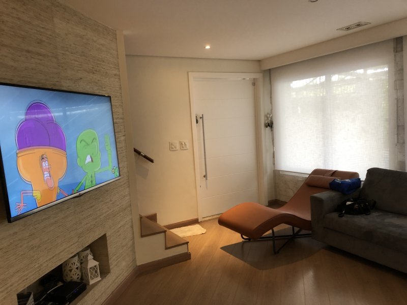 Casa à venda Vila Nivi com 250m² e 3 quartos por R$ 1.160.000 - 1677458207-7d2fceaf-ccb7-4e8b-8eae-b889db64fb54.jpeg