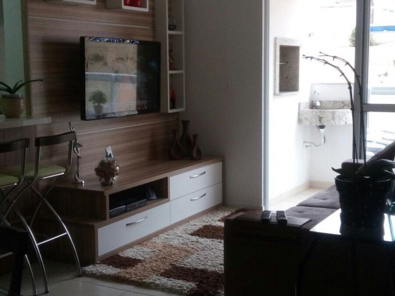 imóvel com 73m² - Barreiros - São José