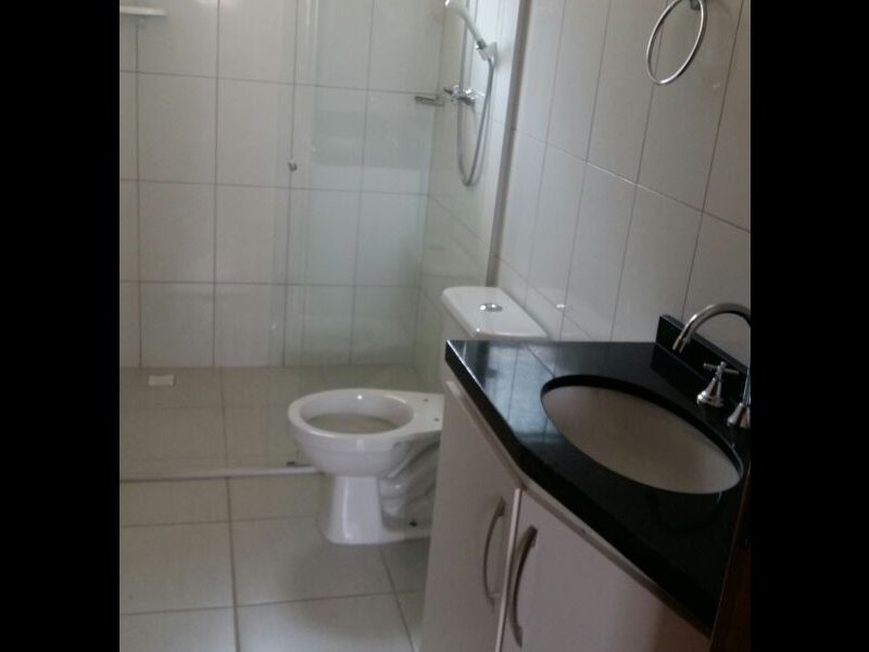 Casa à venda Uberaba com 132m² e 3 quartos por R$ 390.000 - 1922730293-obanheiro1.jpg
