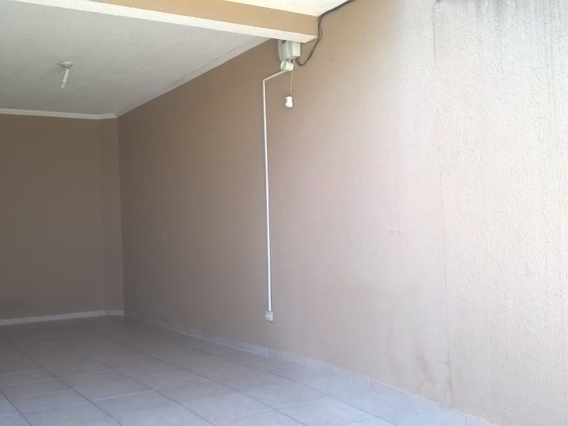 Casa à venda Uberaba com 132m² e 3 quartos por R$ 390.000 - 659724118-garagem.jpg