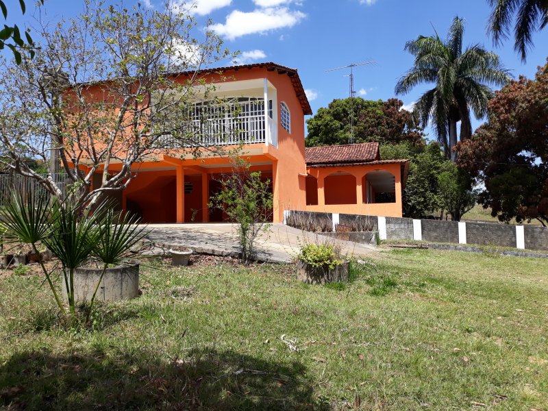 Apartamento à venda Ceilândia com 78000m² e 5 quartos por R$ 1.000.000 - 1551576604-casa.jpg