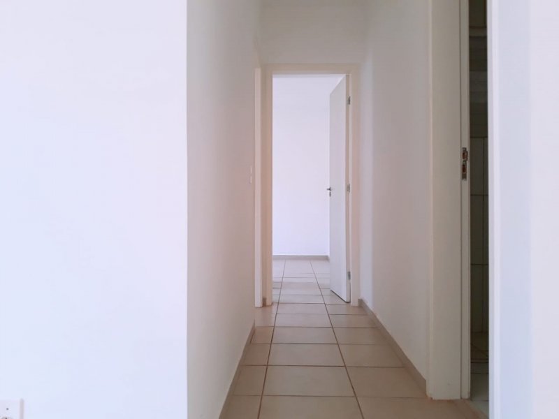 Apartamento à venda Distrito de Bonfim Paulista com 55m² e 2 quartos por R$ 165.000 - 1308604655-img-20190412-wa0009.jpg