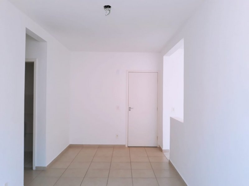 Apartamento à venda Distrito de Bonfim Paulista com 55m² e 2 quartos por R$ 165.000 - 496227017-img-20190412-wa0015.jpg