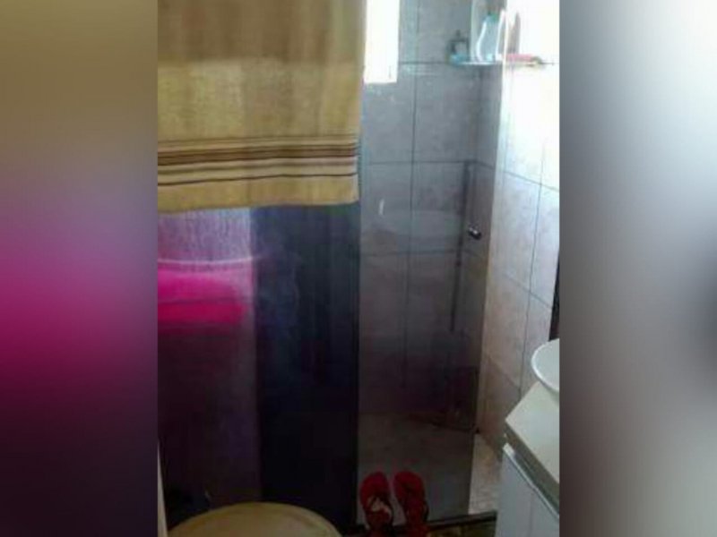 Casa à venda Jardim Rodolfo Pirani com 110m² e 3 quartos por R$ 130.000 - 1815577424-img-20180728-wa0050.jpg